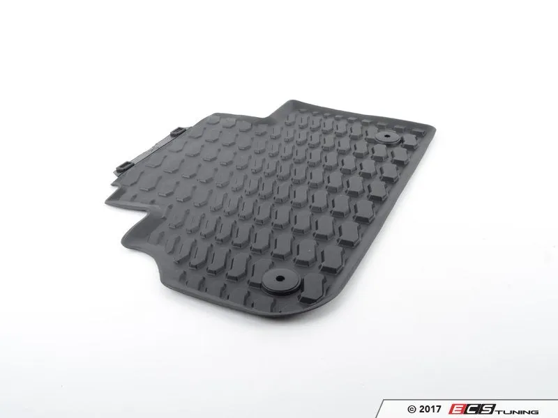 All-Weather Rubber Floor Mat Set - Black with 'Q5' Logo