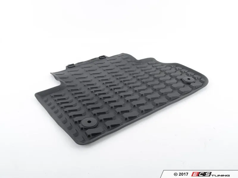 All-Weather Rubber Floor Mat Set - Black with 'Q5' Logo