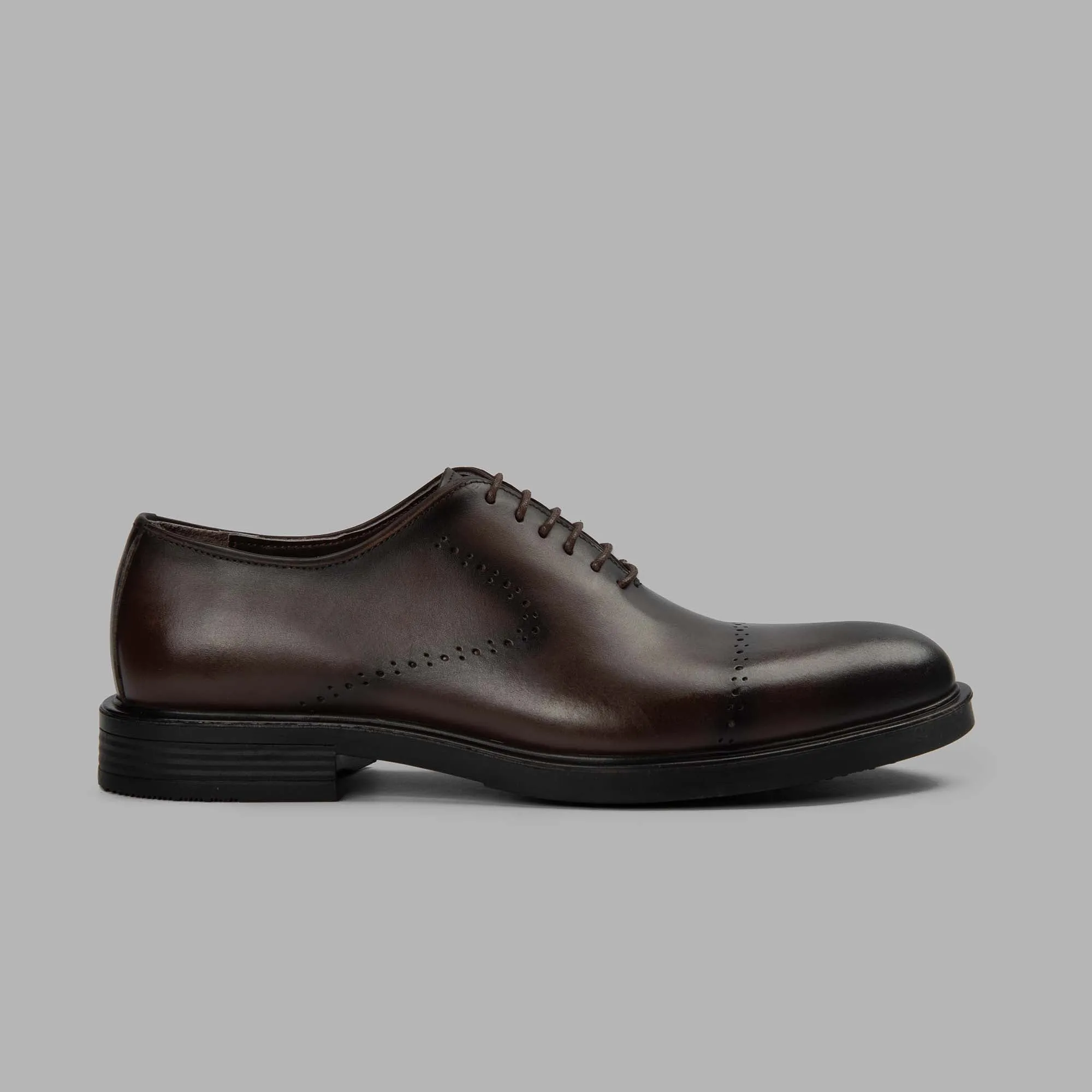 Oxford Whole Cut Shoes - Brown