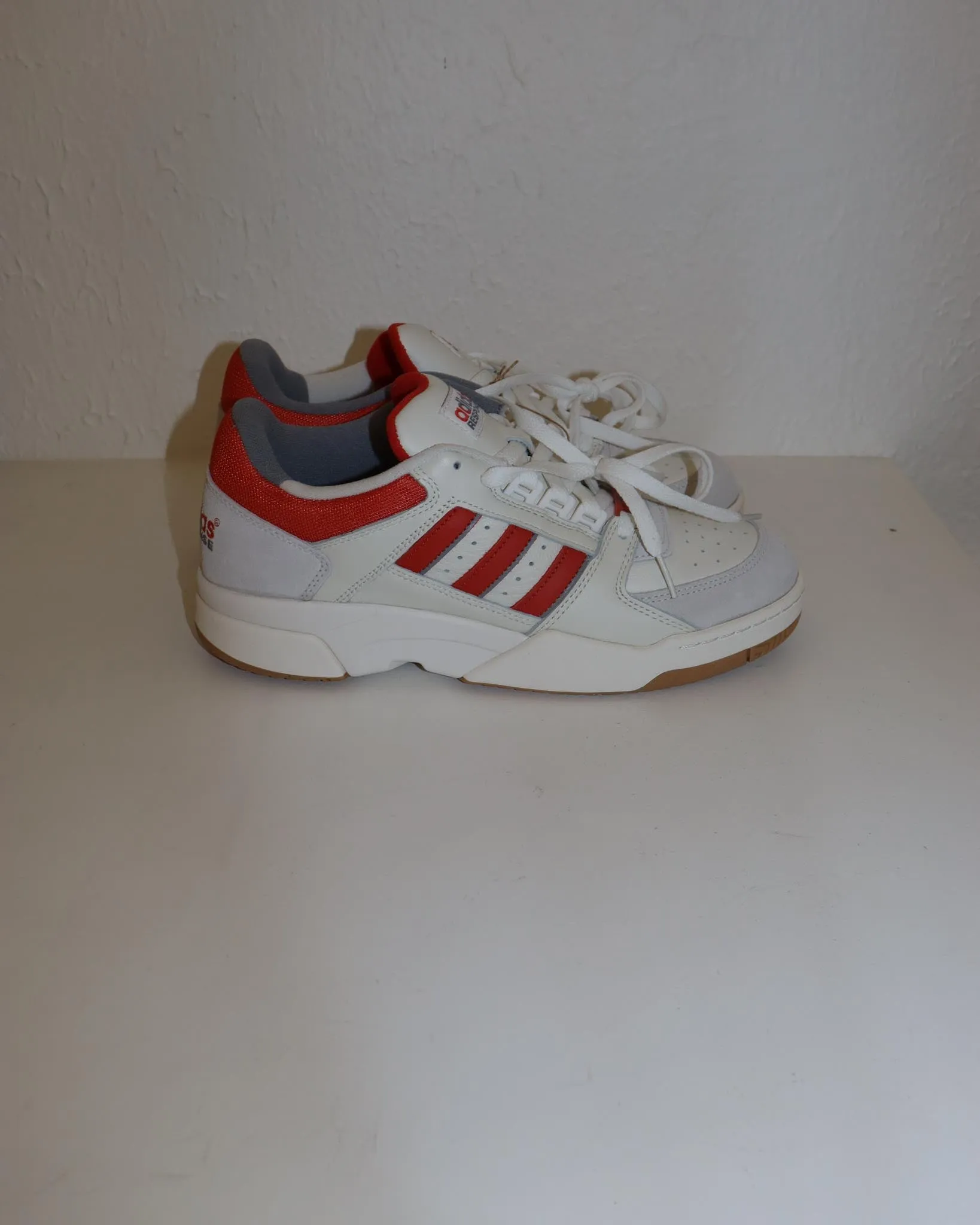 Pre-owned: Adidas Response Torsion Lo Tennis Shoes