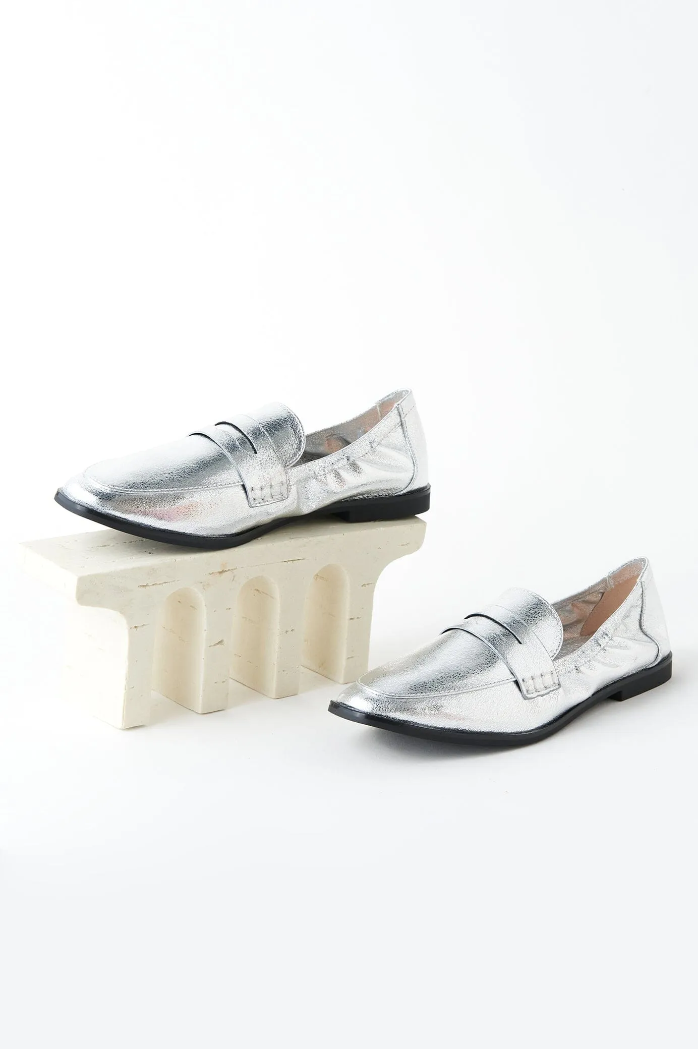 Sonia Loafers Silver