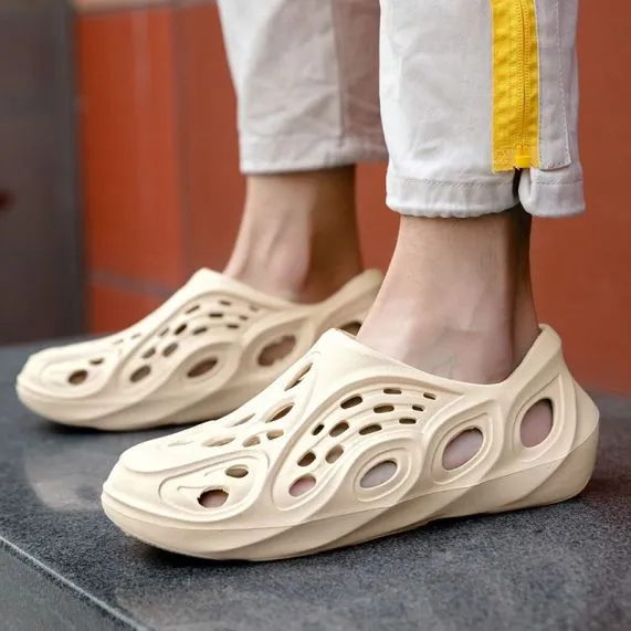 Street Walking Shoes Crocs - King Stone Brothers and Co™️