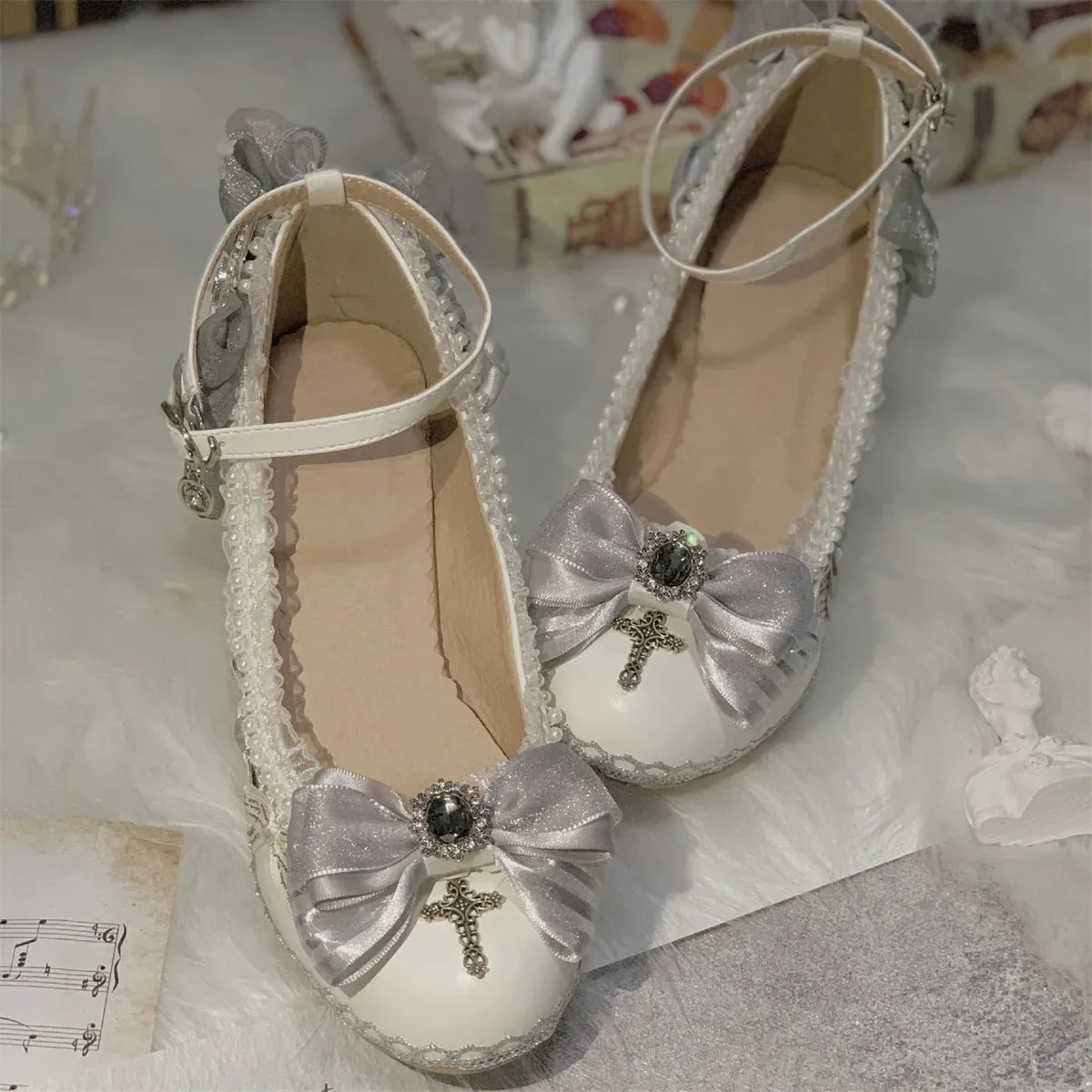 Uniwim Japanese Style Lolita Cosplay Shoes Gothic Flower Wedding Victorian Girls Cross Striped Bow Lace Pearl Flower High Heeled Shoes